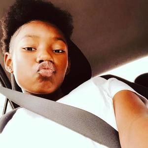 Meet your Posher, Aja